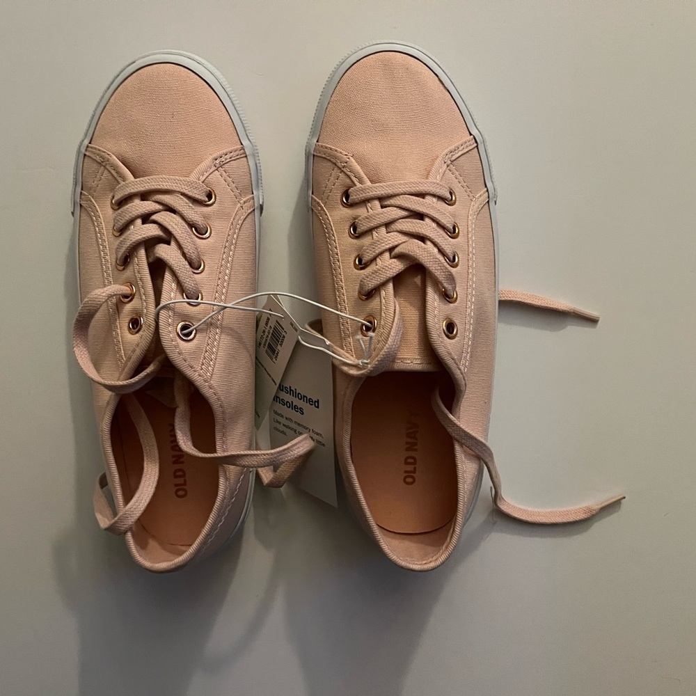 *NWT Old Navy Women's Sneakers - Blush Pink - Size 6